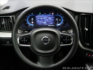 Volvo XC60 2,0 B4 AWD PLUS DARK 2024