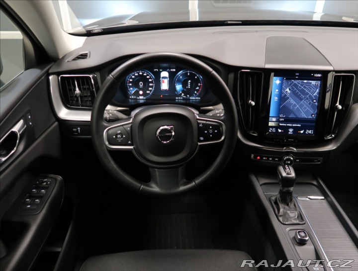 Volvo XC60 2,0 D4 AWD MOMENTUM 2x AL 2017