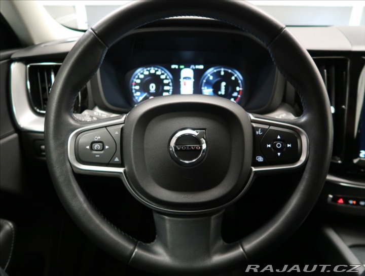 Volvo XC60 2,0 D4 AWD MOMENTUM 2x AL 2017