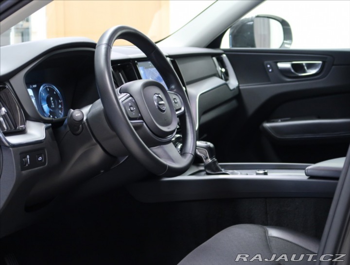 Volvo XC60 2,0 D4 AWD MOMENTUM 2x AL 2017