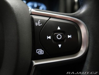 Volvo XC60 2,0 D4 AWD MOMENTUM 2x AL 2017