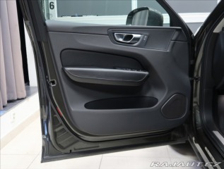 Volvo XC60 2,0 D4 AWD MOMENTUM 2x AL 2017