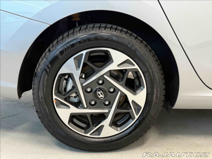 Hyundai i30 1,5 T-GDI FAMILY 1620KM A 2025