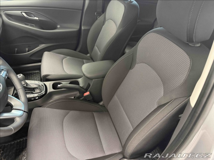 Hyundai i30 1,5 T-GDI FAMILY 1620KM A 2025