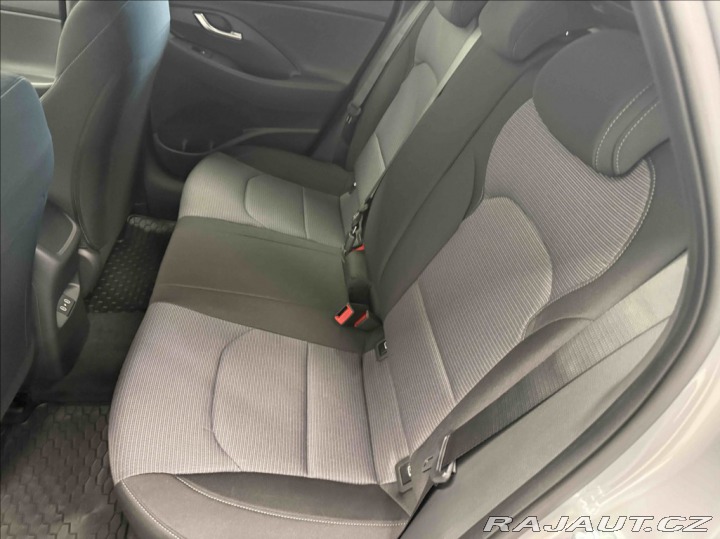 Hyundai i30 1,5 T-GDI FAMILY 1620KM A 2025