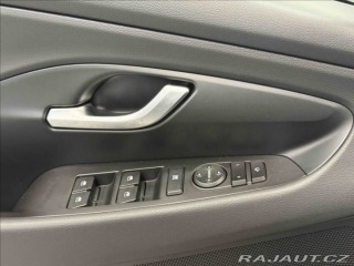 Hyundai i30 1,5 T-GDI FAMILY 1620KM A 2025