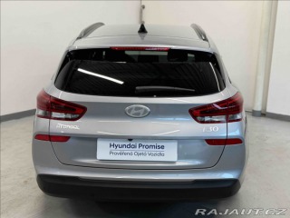 Hyundai i30 1,5 T-GDI FAMILY 1620KM A 2025