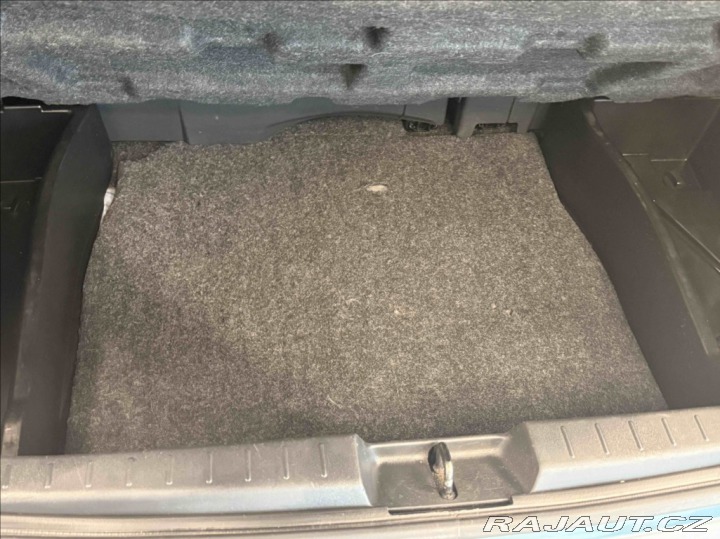 Toyota Yaris 1,3 i původ ČR 86 900KM! 2008