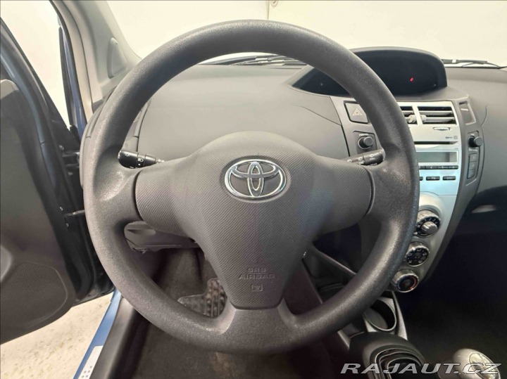 Toyota Yaris 1,3 i původ ČR 86 900KM! 2008