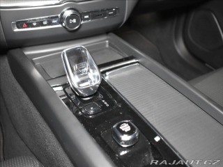 Volvo XC60 2,0 B5  Black Edit. Ultra 2025