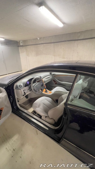 Mercedes-Benz CLK 2,8   260 W209 Elegance 2004