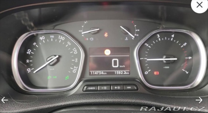 Peugeot Traveller 2,0   HDi 110 kW, 114 740 2020