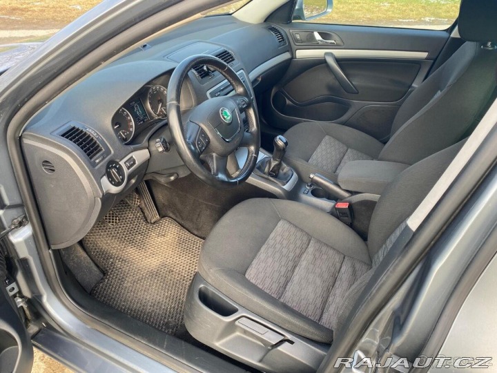 Škoda Octavia 2,0   81KW-upravena na 10 1800