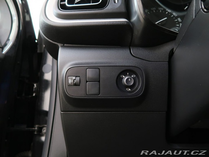 Citroën C3 1.2PureTech,81kW,SHINE,MA 1800