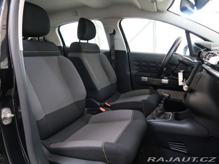 Citroën C3 1.2PureTech,81kW,SHINE,MA 1800