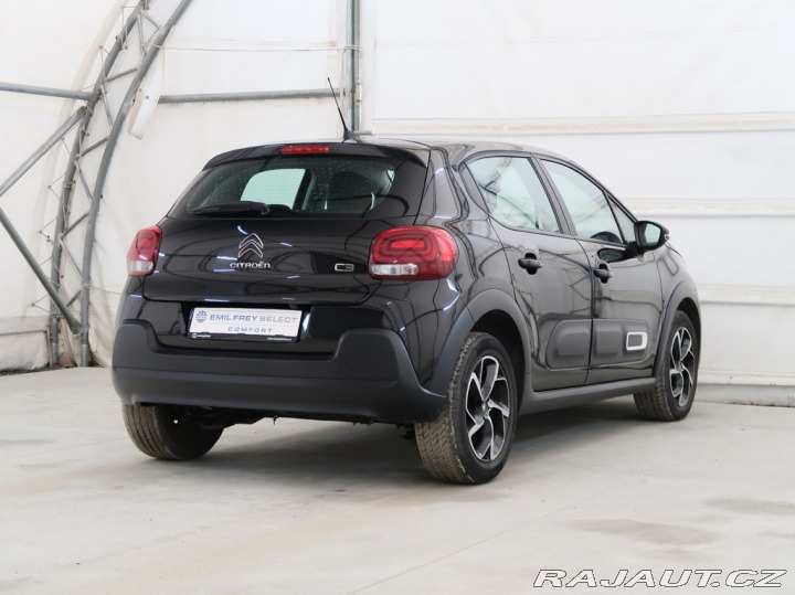 Citroën C3 1.2PureTech,81kW,SHINE,MA 1800
