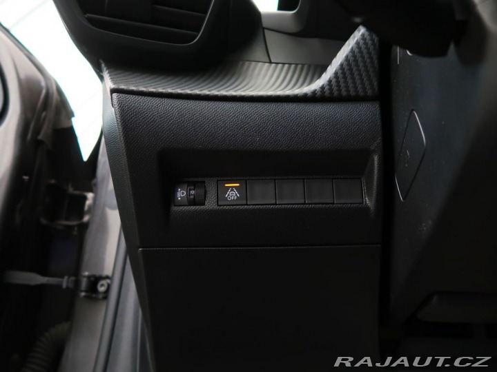 Peugeot 208 1.2PureTech,96kW,ALLURE,A 1800