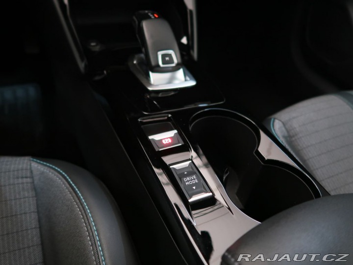 Peugeot 208 1.2PureTech,96kW,ALLURE,A 1800