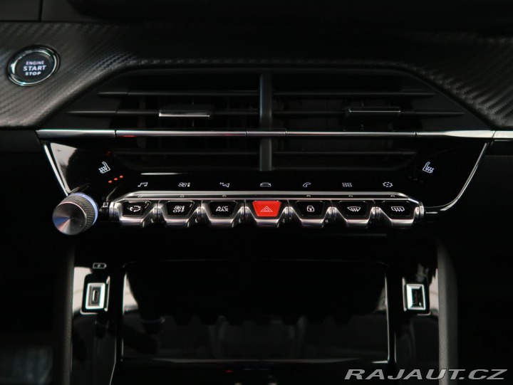 Peugeot 208 1.2PureTech,96kW,ALLURE,A 1800