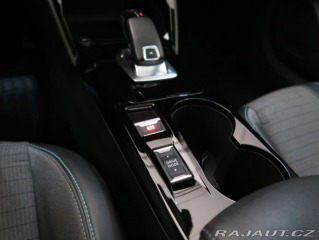 Peugeot 208 1.2PureTech,96kW,ALLURE,A 1800