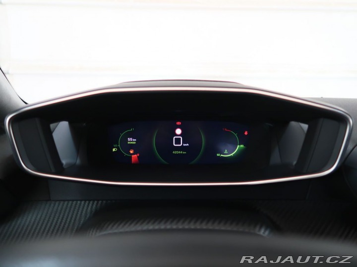 Peugeot 2008 1.2PureTech,74kW,ALLURE,M 1800