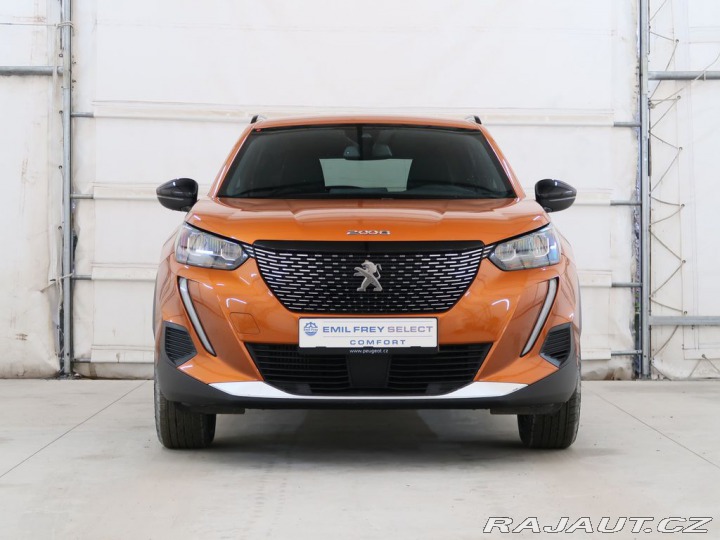 Peugeot 2008 1.2PureTech,74kW,ALLURE,M 1800