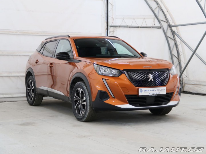 Peugeot 2008 1.2PureTech,74kW,ALLURE,M 1800