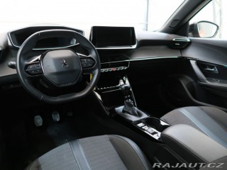 Peugeot 2008 1.2PureTech,74kW,ALLURE,M 1800