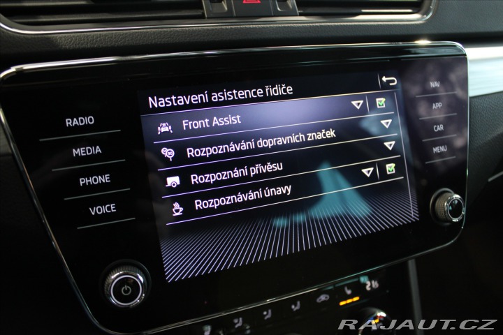 Škoda Superb TDi DSG Combi LED/DPH 2020