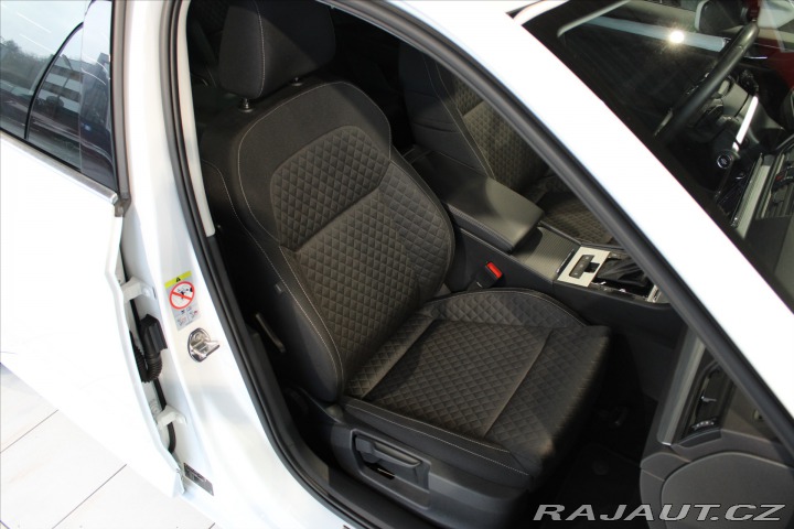 Škoda Superb TDi DSG Combi LED/DPH 2020