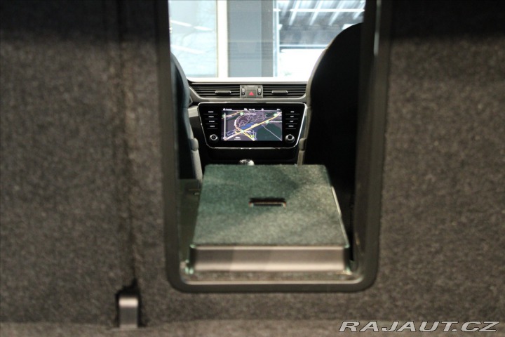 Škoda Superb TDi DSG Combi LED/DPH 2020