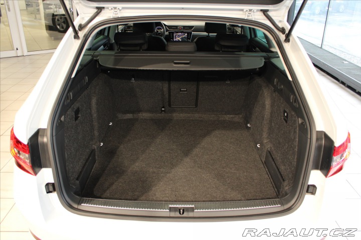 Škoda Superb TDi DSG Combi LED/DPH 2020