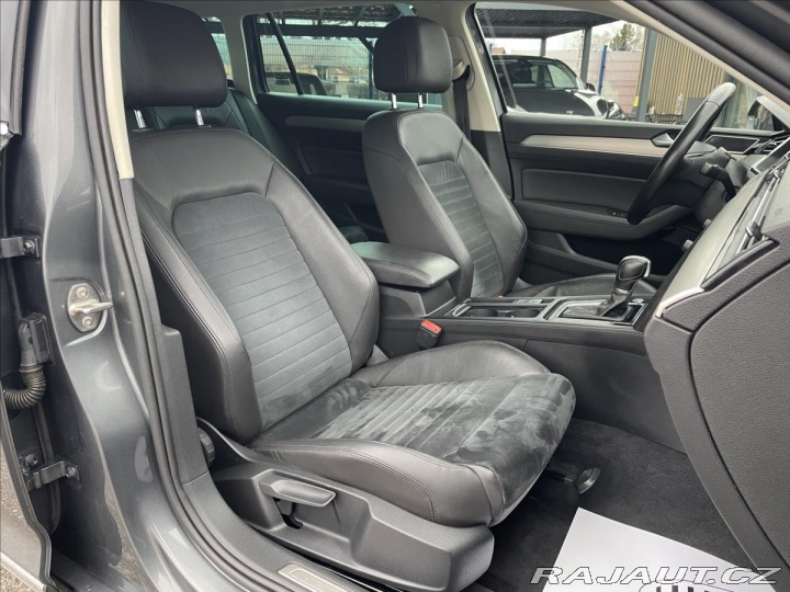 Volkswagen Passat 2,0 TDI DSG Highline*LED 2016