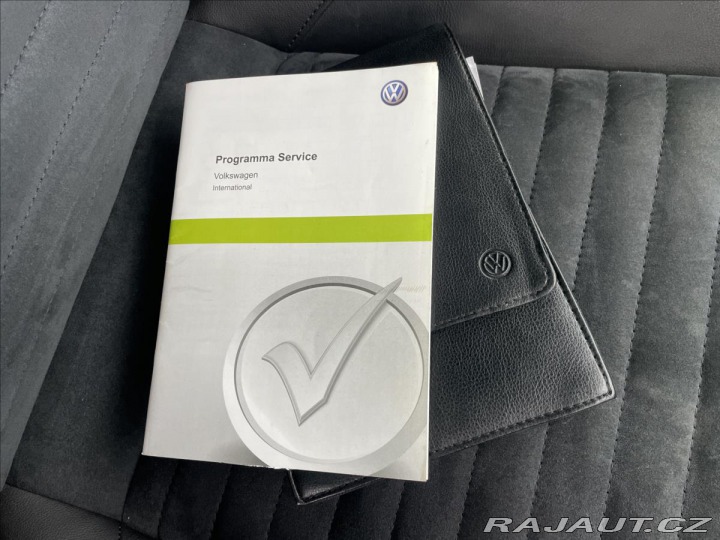 Volkswagen Passat 2,0 TDI DSG Highline*LED 2016