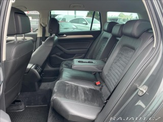 Volkswagen Passat 2,0 TDI DSG Highline*LED 2016