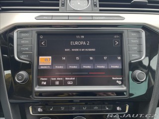 Volkswagen Passat 2,0 TDI DSG Highline*LED 2016