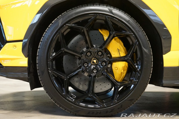 Lamborghini Urus PERFORMANTE*CARBON*ADAS*B 2025