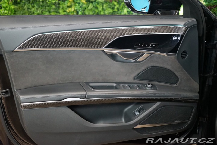 Audi S8 4.0*TFSI*QUTTRO*NEZ.TOP*T 2021