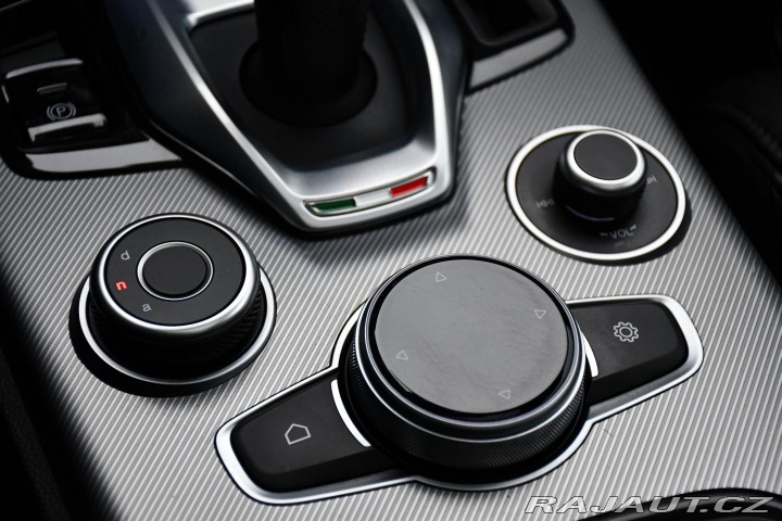 Alfa Romeo Stelvio 2.0TURBO 16V 206kW H/K VE 2024