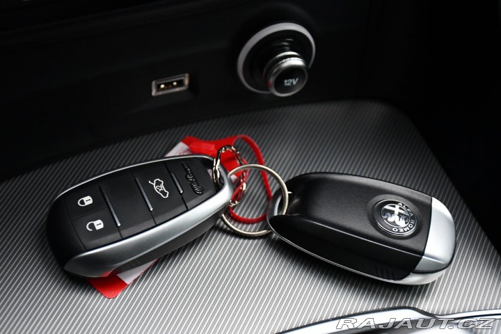 Alfa Romeo Stelvio 2.0TURBO 16V 206kW H/K VE 2024