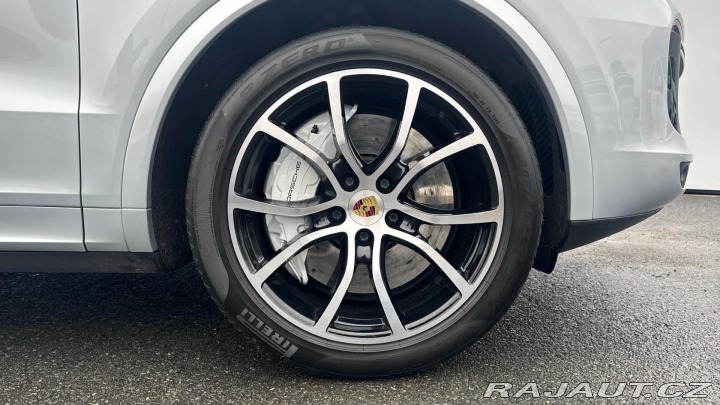 Porsche Cayenne Turbo 2019