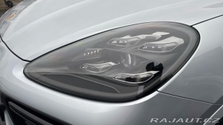 Porsche Cayenne Turbo 2019