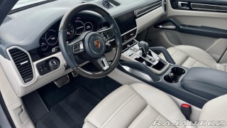 Porsche Cayenne Turbo 2019