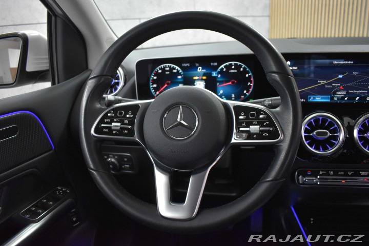 Mercedes-Benz B B 180 REZERVACE 2020