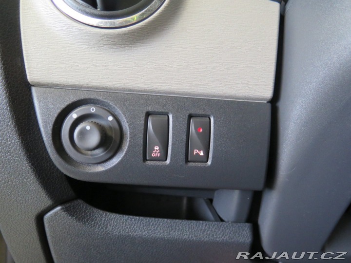 Dacia Lodgy 1.2TCe,navi,klima,výhřev, 2014