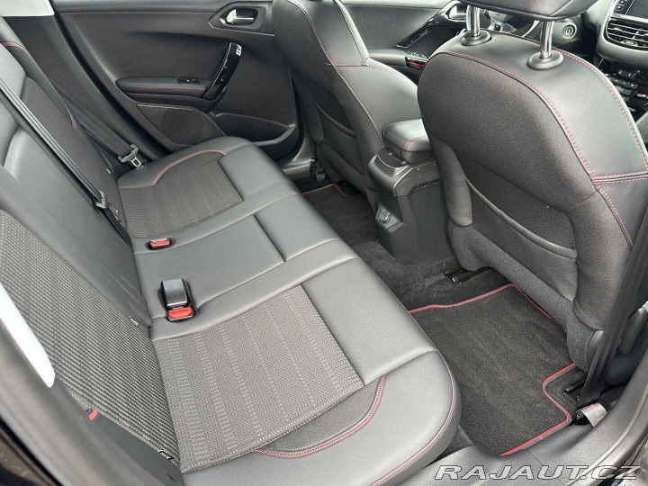 Peugeot 2008 GT-line 1.2T 81kw 2019