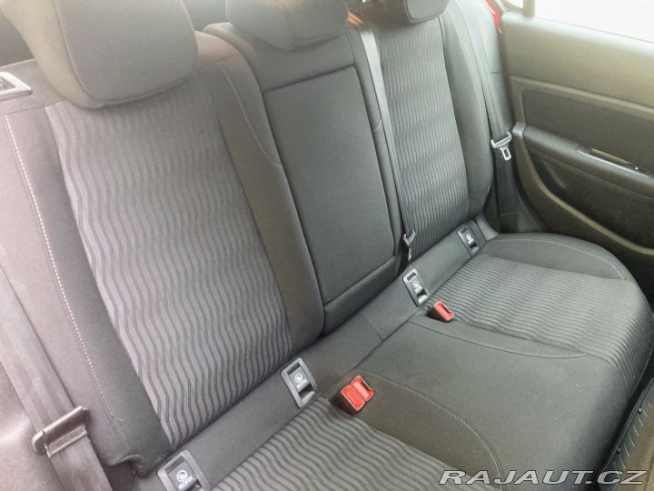 Peugeot 308 1,2 Pure Tech, *SERV.KNIH 2017