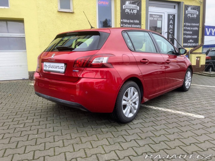 Peugeot 308 1,2 Pure Tech, *SERV.KNIH 2017