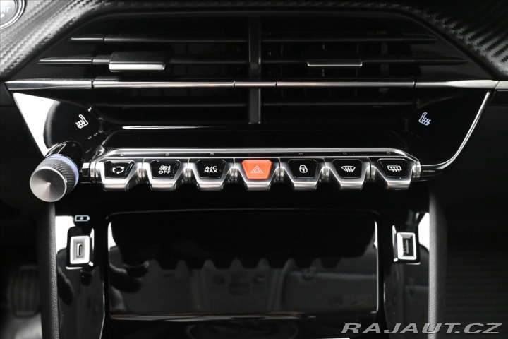 Peugeot 2008 1,5 HDI 81 kW LED TAŽNÉ Z 2021