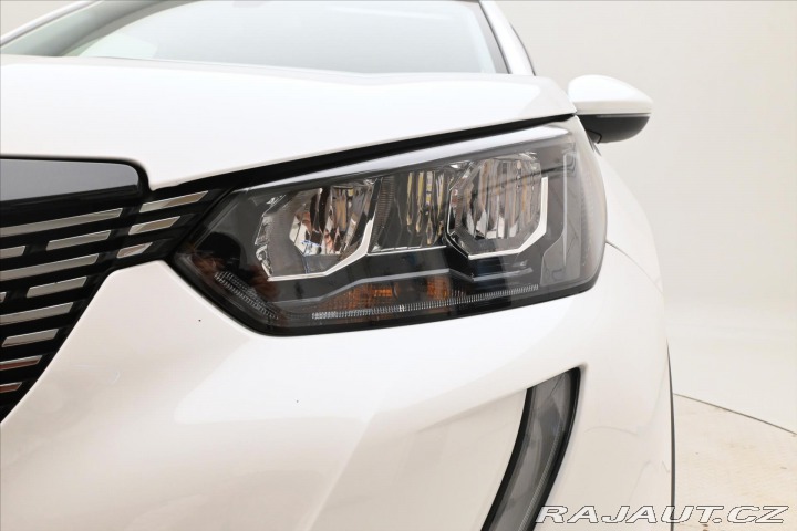 Peugeot 2008 1,5 HDI 81kW LED TAŽNÉ Zá 2021